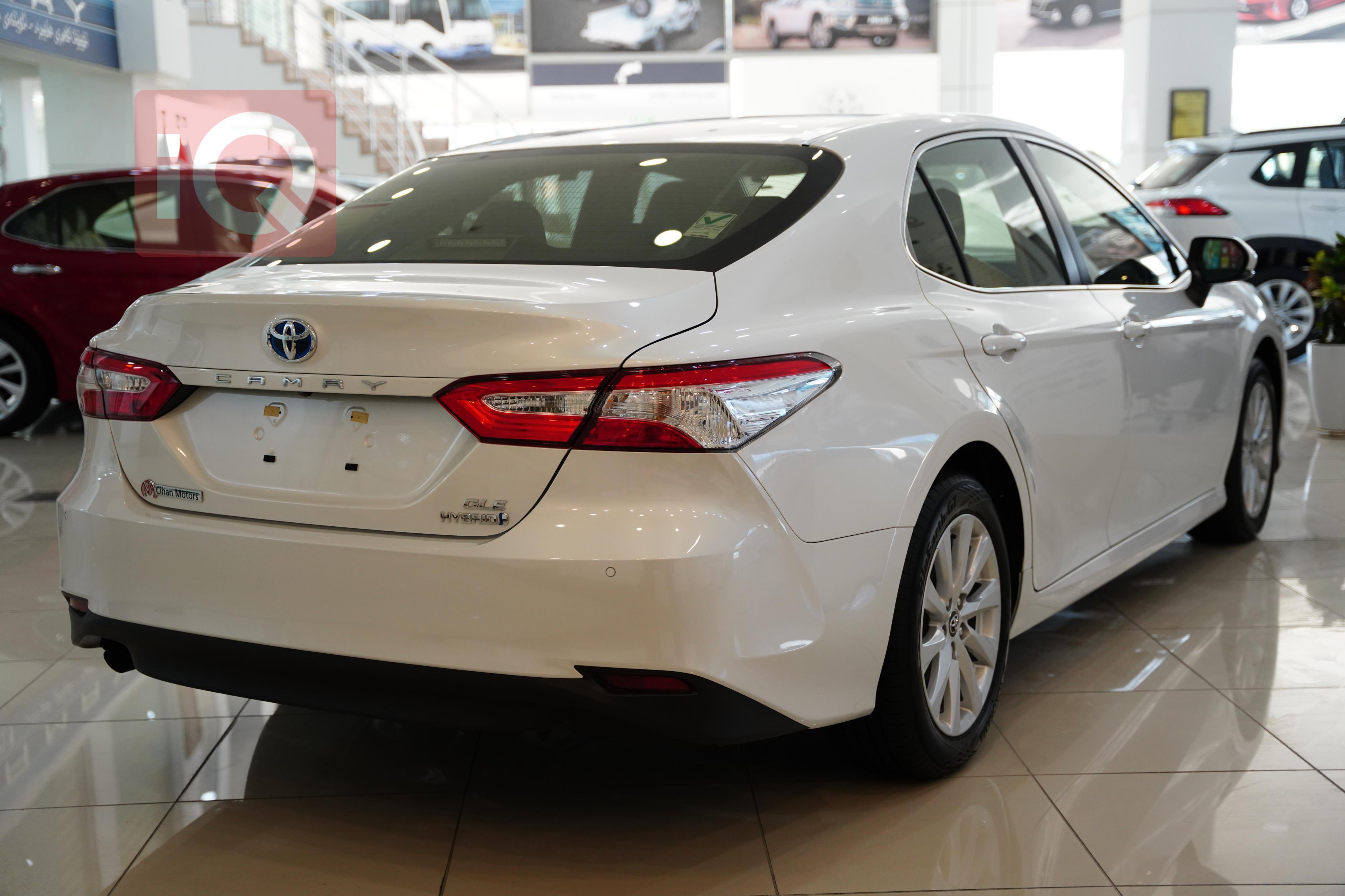 تۆیۆتا کامری